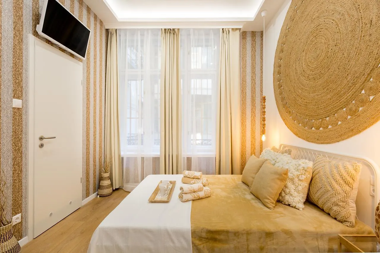 Budapest Holidays Harmony