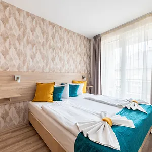 Nova Apartment