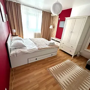 rezervați aici
