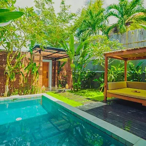  فيلة Bulan Bali إندونيسيا