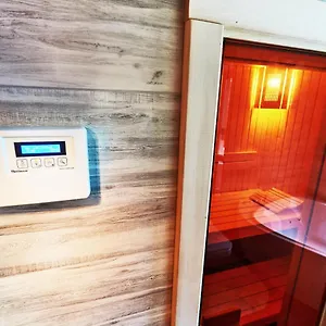 apartaments-khreschatyk-54.hotels-of-kiev.com/