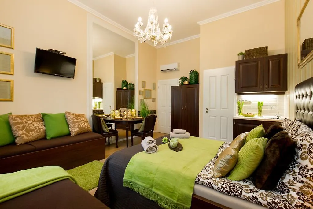 Budapest Holidays Harmony Apartment