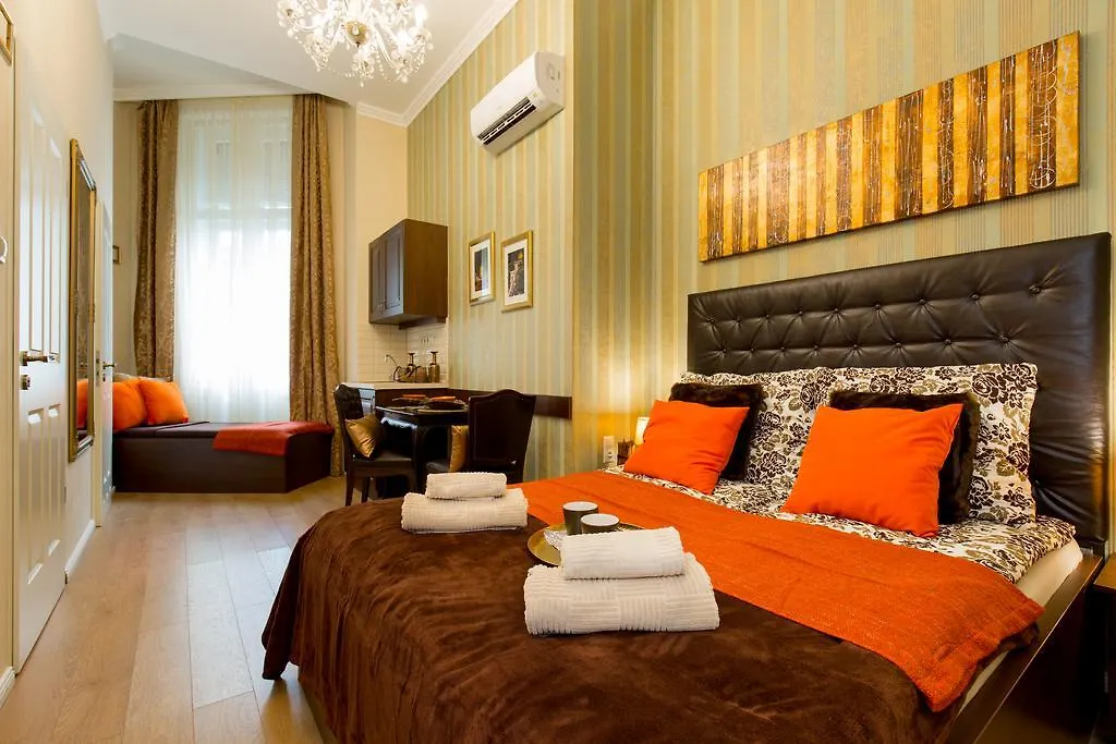 Budapest Holidays Harmony Hongarije